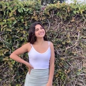 Meet your Posher, Carly